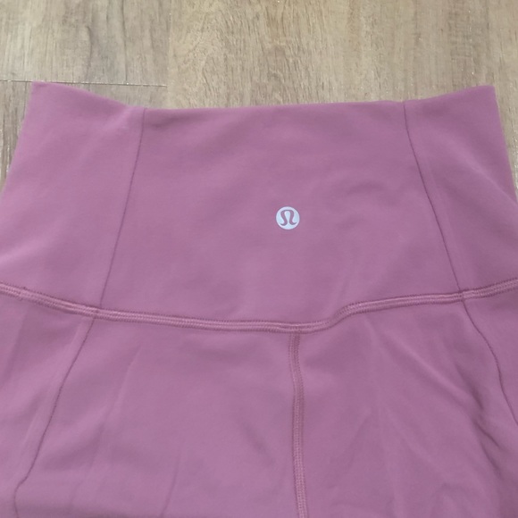 Lululemon Flare High-Rise Crop 21" in Vintage Plum - Picture 4 of 7